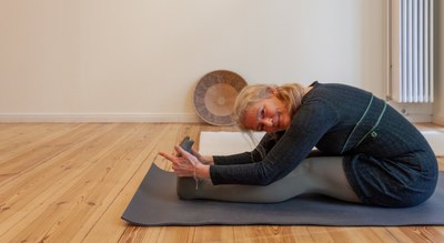 Yoga Pose Gertraut Jung